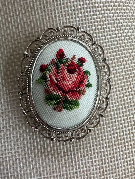 Austrian Jewelry - VTG Austria Petit Point Rose Brooch